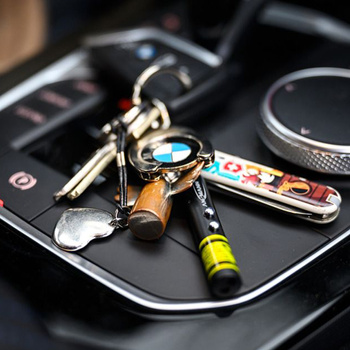 Mini wskaźnik laserowy i brelok z latarką ANSMANN czarny