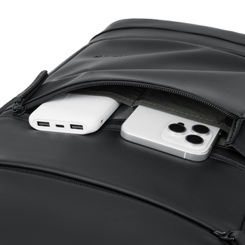 Plecak miejski 20L Rivacase 7856 czarny