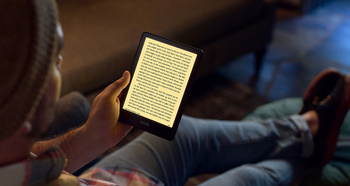 Czytnik e-Booków Amazon Kindle Paperwhite 5/6.8"/WiFi/16GB/special offers/Black/Uszkodzone opakowanie