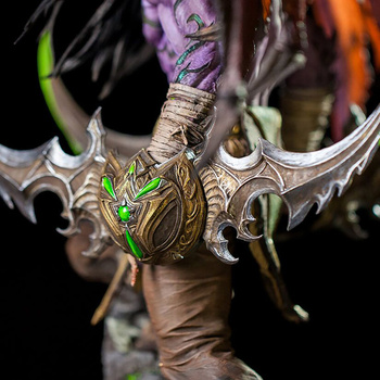 Figurka Blizzard World of Warcraft - Illidan Stormrage Premium Statue